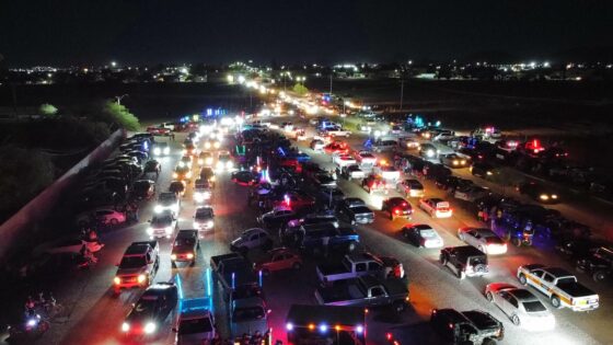 Más de 500 carros todo terreno recorrieron la ciudad para iniciar con las festividades de Caborca en Lobos 2024