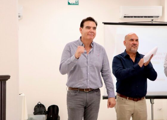 Caborca fortalece la capacitación de servidores públicos en materia de planeación y evaluación del gasto público.